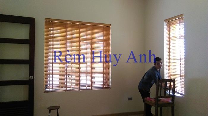 Công trình Thi công Rèm gỗ – Rèm Cuốn Lưới và Rèm lá dọc tại Thị trấn gạch, Phúc Thọ Hà Nội Công trình Thi công Rèm gỗ – Rèm Cuốn Lưới và Rèm lá dọc tại Thị trấn gạch, Phúc Thọ Hà Nội