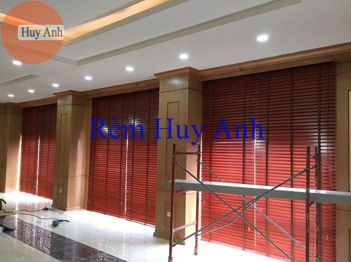 rem go van phong gia re